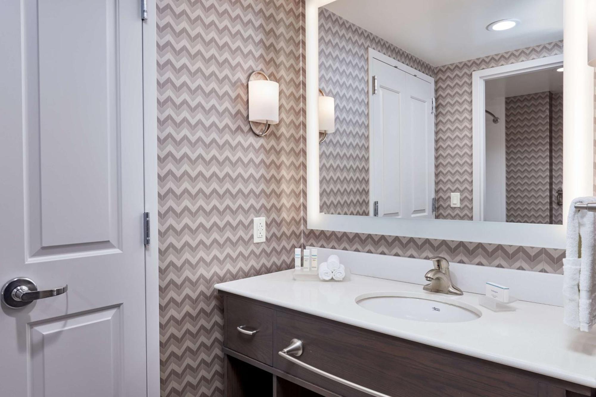 Homewood Suites By Hilton Teaneck Glenpointe Buitenkant foto